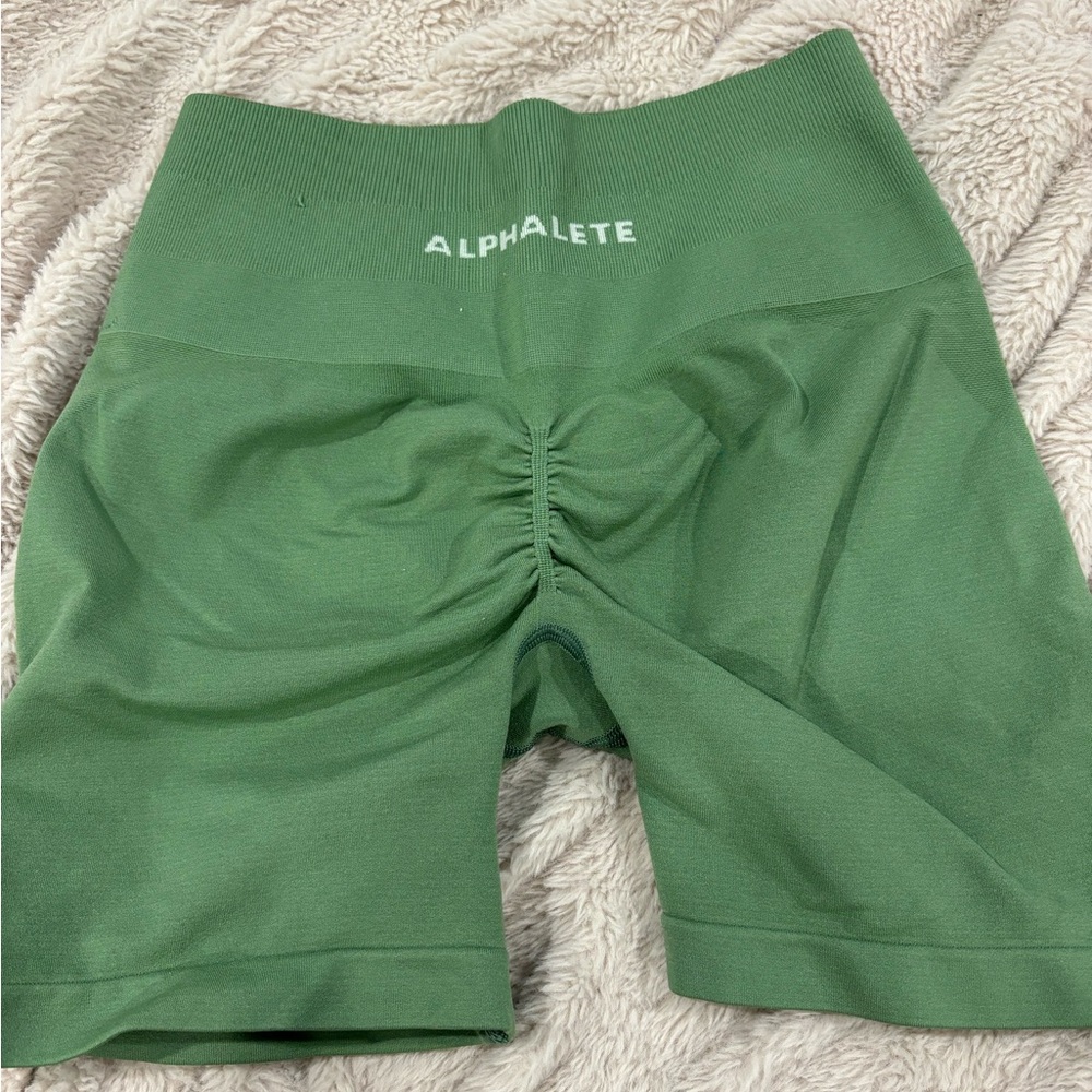 Alphalete Amplify Jade Shorts